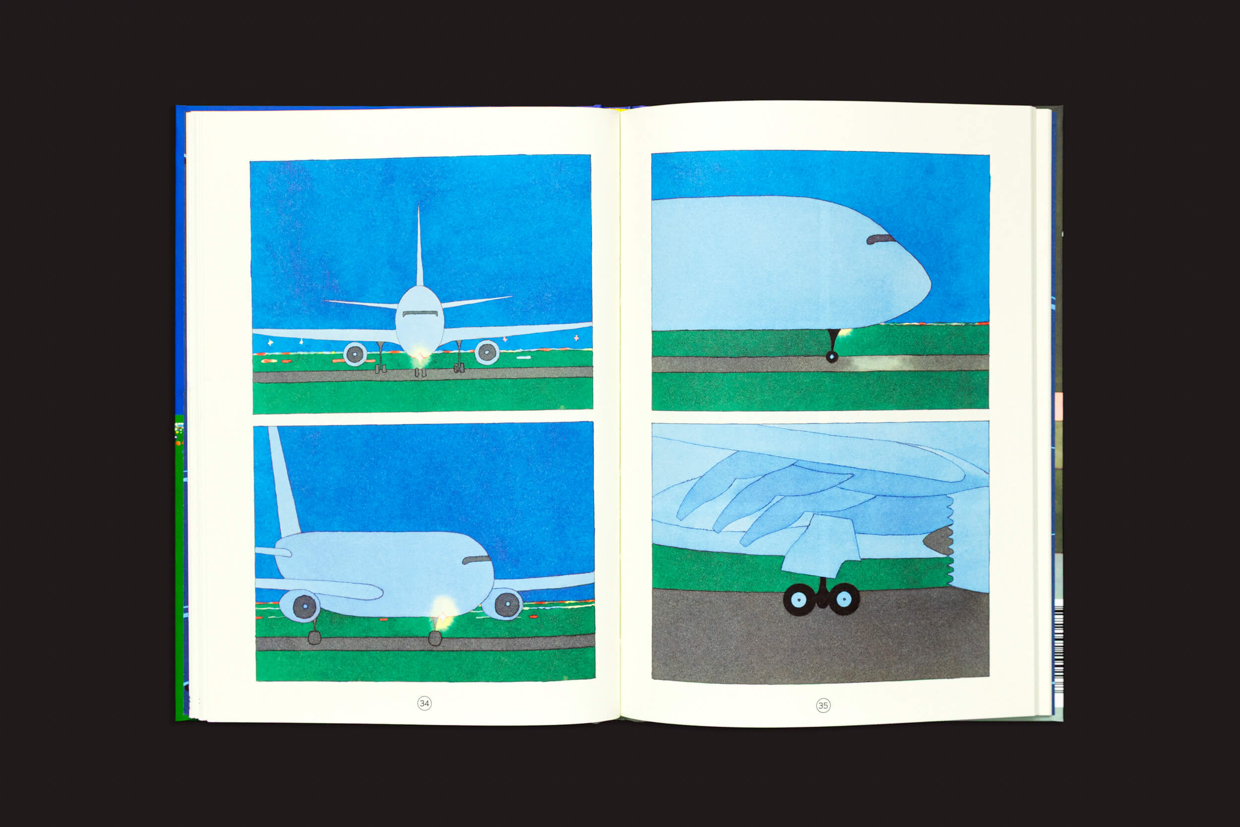 Um livro aberto de "André Derainne: Des fourmis dans les jambes", da Fidéle Editions, exibe quatro painéis ilustrados como um quadrinho, mostrando um avião no aeroporto de frente, de lado, com o nariz em close e as rodas contra um céu azul e chão verde.