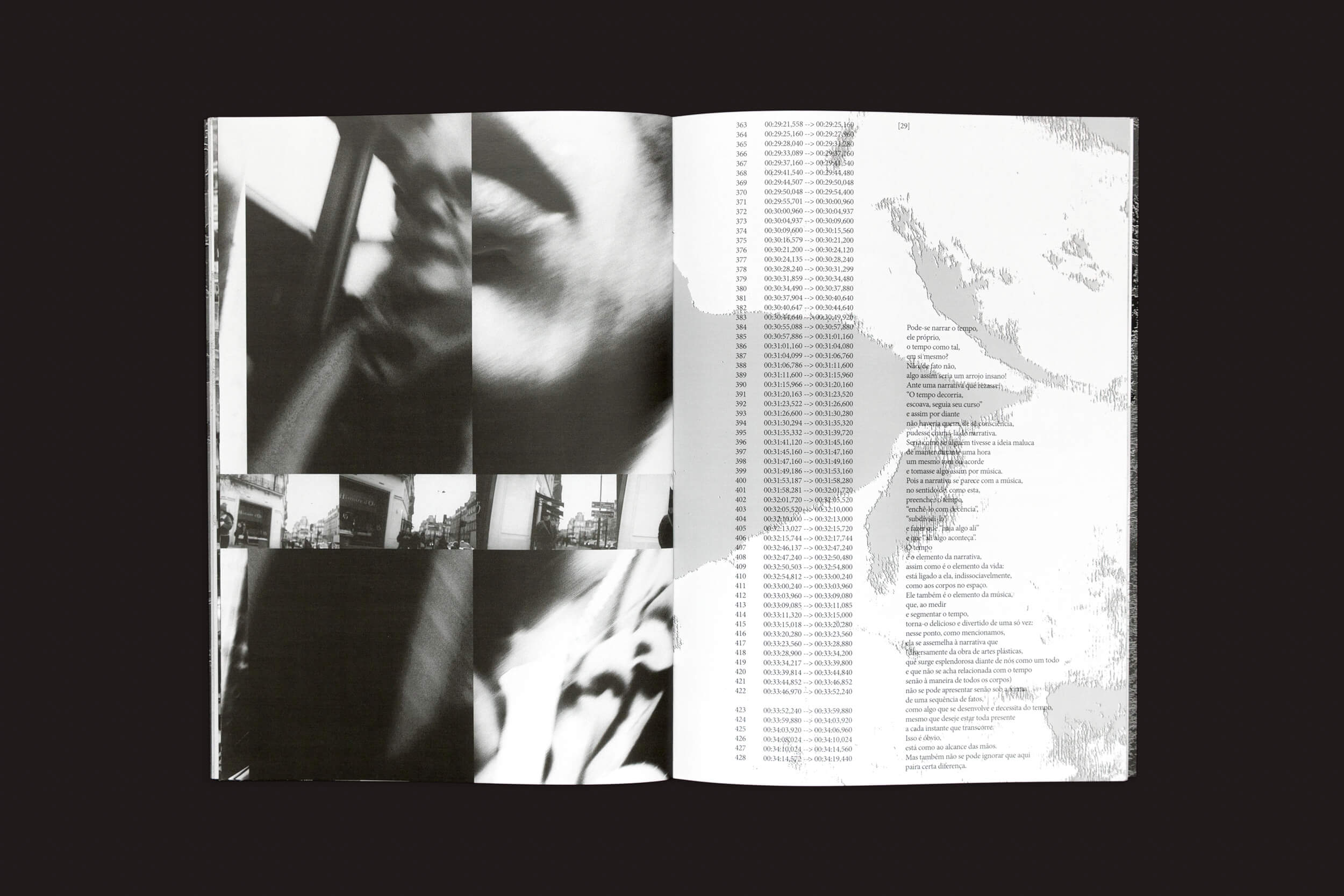 Romeu Silveira: The Surviving Images da zero-Edições apresenta páginas da esquerda com fotos abstratas em preto e branco, incluindo formas e rostos borrados. As páginas da direita exibem texto numerado em colunas sobre um fundo branco com um contorno de mapa tênue.