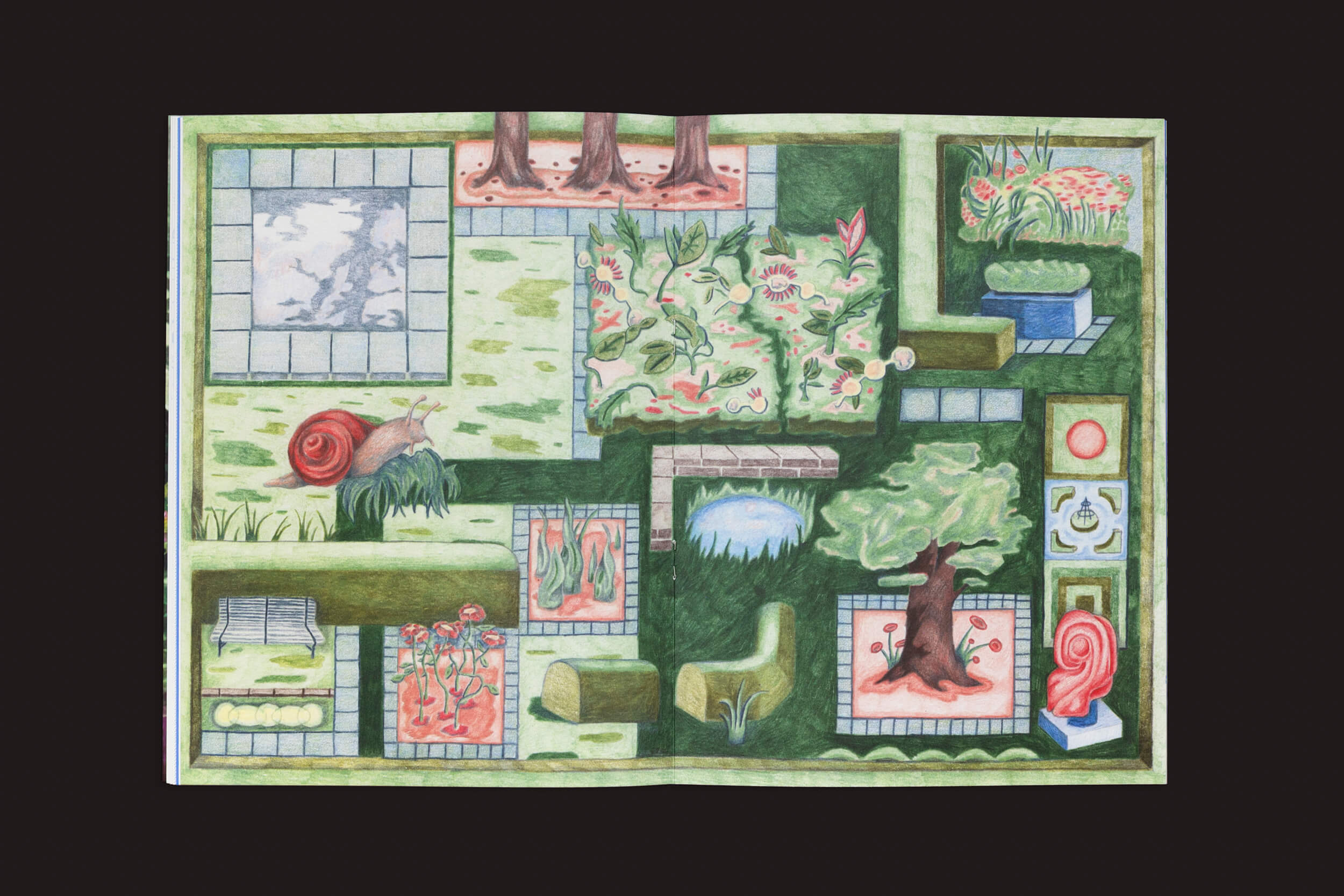 O Pleasant Place 5: Mien Ruys da Pleasant Place apresenta um jardim labiríntico influenciado por Mien Ruys, apresentando várias seções com árvores, flores, uma grande escultura de caracol, um bebedouro para pássaros e elegantes móveis de jardim dentro de caminhos exuberantes inspirados no Movimento das Novas Perenes em uma moldura retangular.