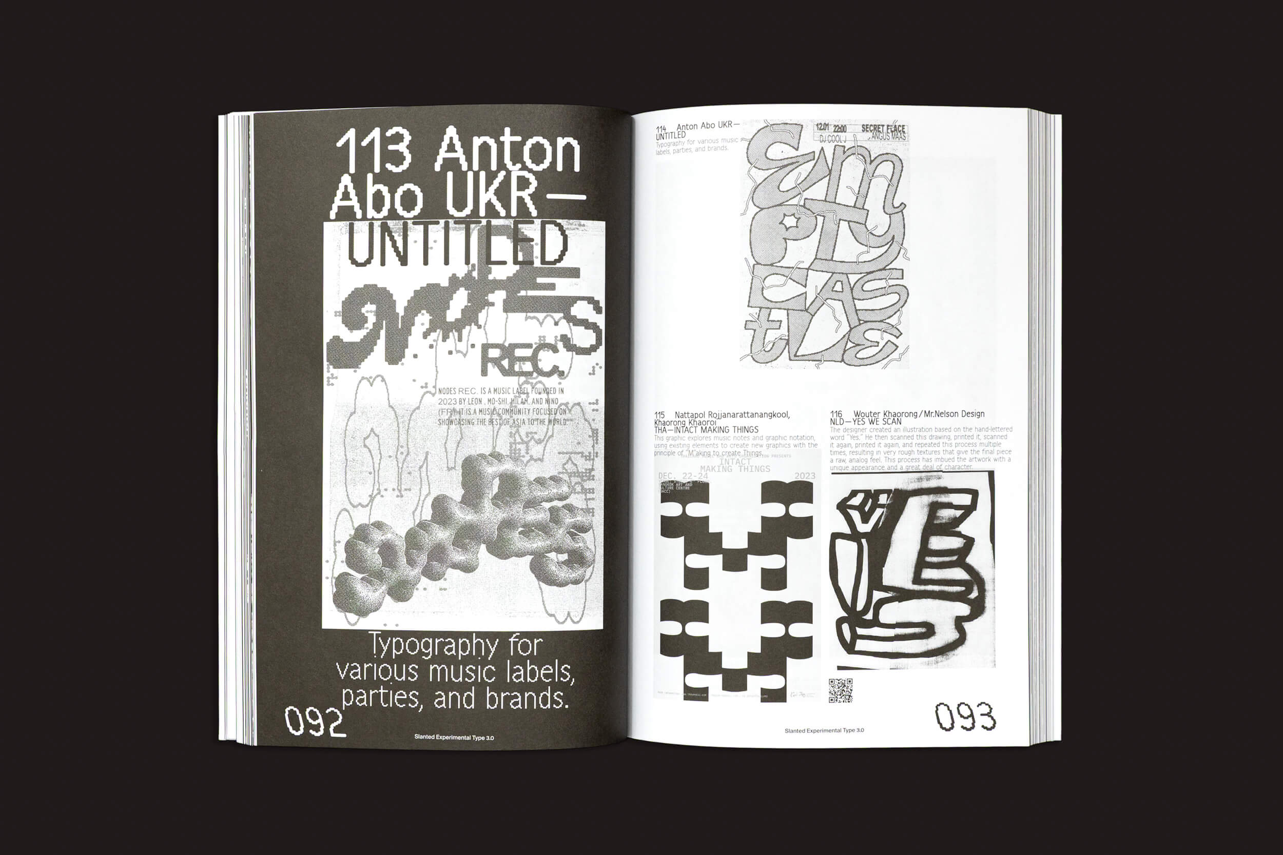 Um livro aberto exibe tipografia ousada e abstrata e designs gráficos. A página da esquerda apresenta "113 Anton Abo UKR-UNTITLED" em meio a padrões artísticos, enquanto a da direita apresenta Slanted: Slanted Experimental Type 3.0 da Slanted Publishers com tipografia inovadora para música e festas.