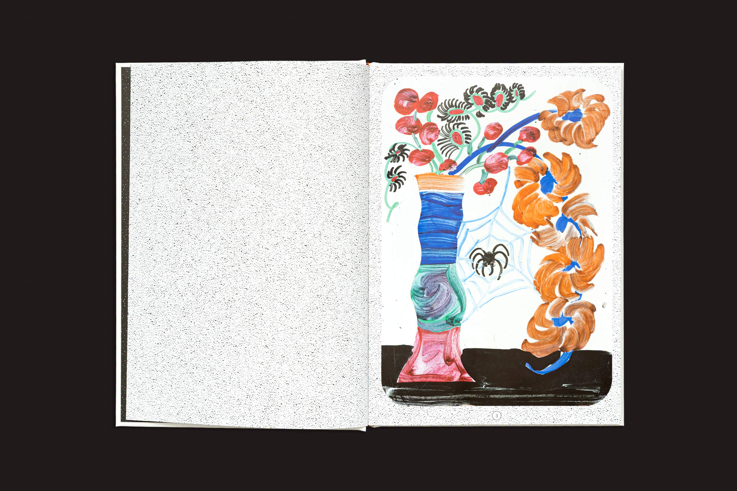 “Manon Cezaro: Terrain Glissant” da Fidéle Editions apresenta uma capa dura aberta com um vaso abstrato vívido, flores e uma aranha preta no fundo branco da página direita; a página esquerda está em branco com desenhos salpicados.