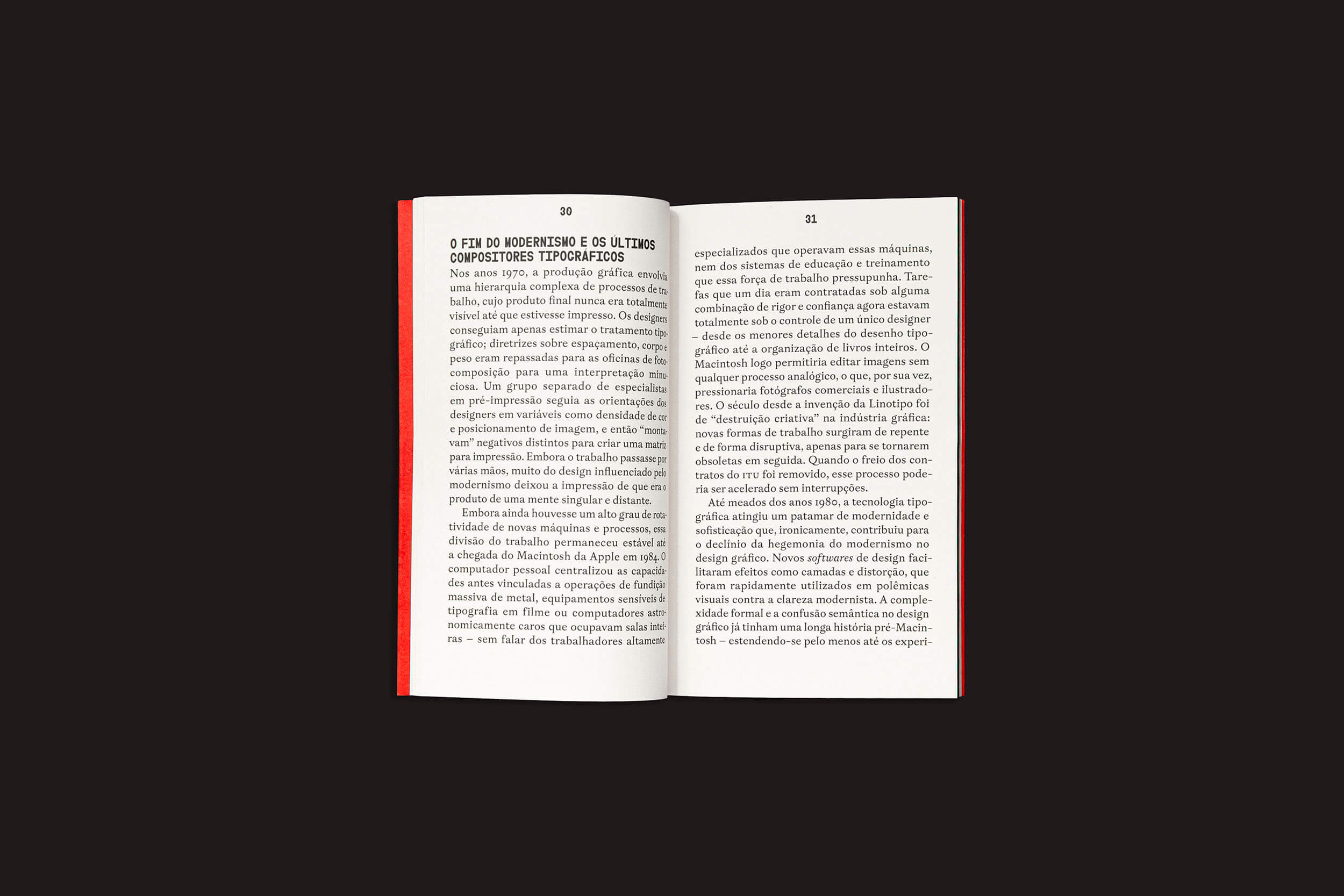 As páginas 30 e 31 de "J. Dakota Brown: Automação e autonomia: dois ensaios sobre design" do Clube do Livro do Design estão abertas sobre fundo preto, preenchidas com texto justificado em português explorando a rica história do design gráfico e sua influência na autonomia no design.