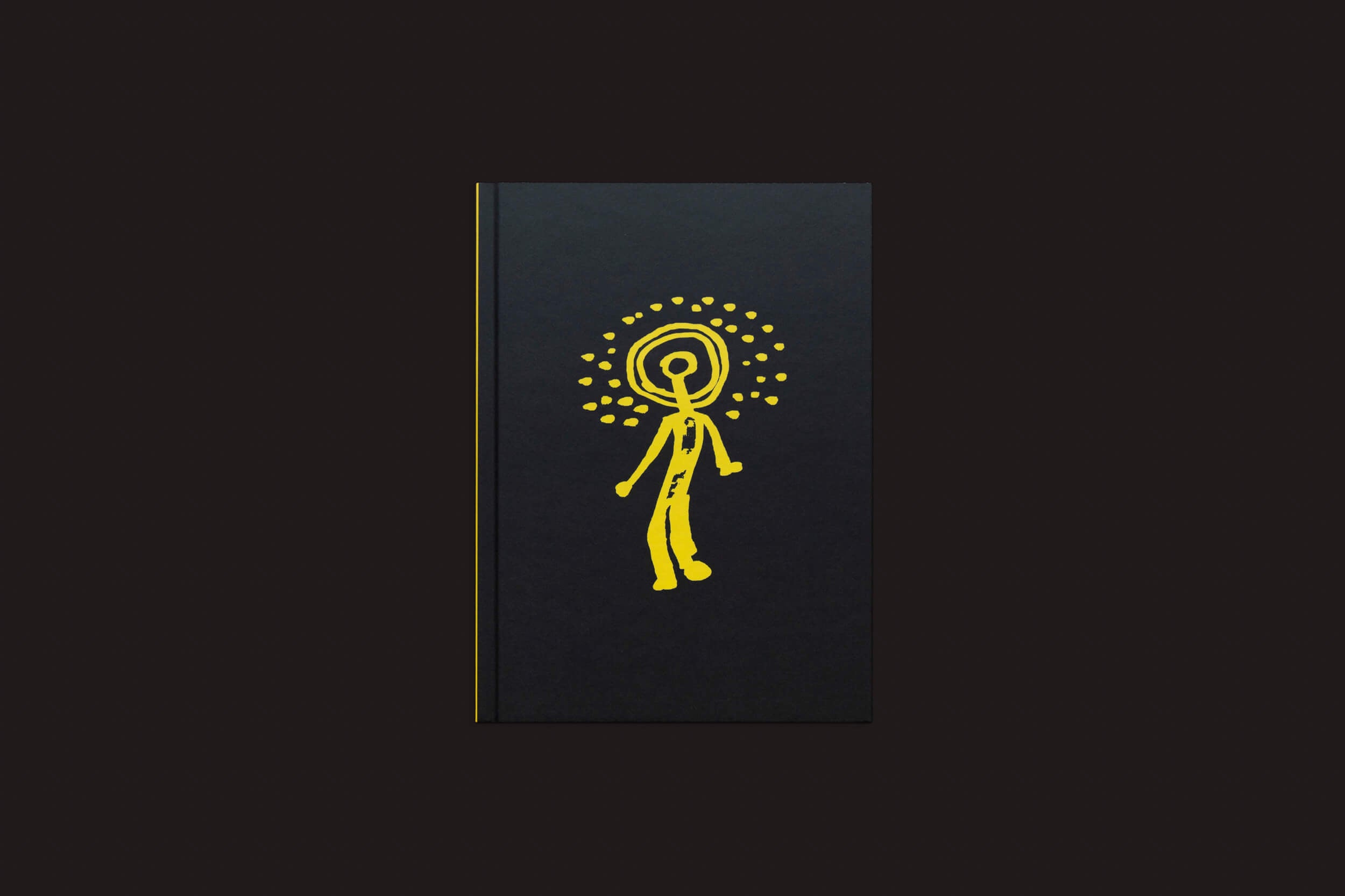 O Artur Lahoz: Klexos de Selo Turvo apresenta uma capa preta com uma simples figura amarela e um halo de pontos, colocados centralmente. Evoca temas de memória e klexos.