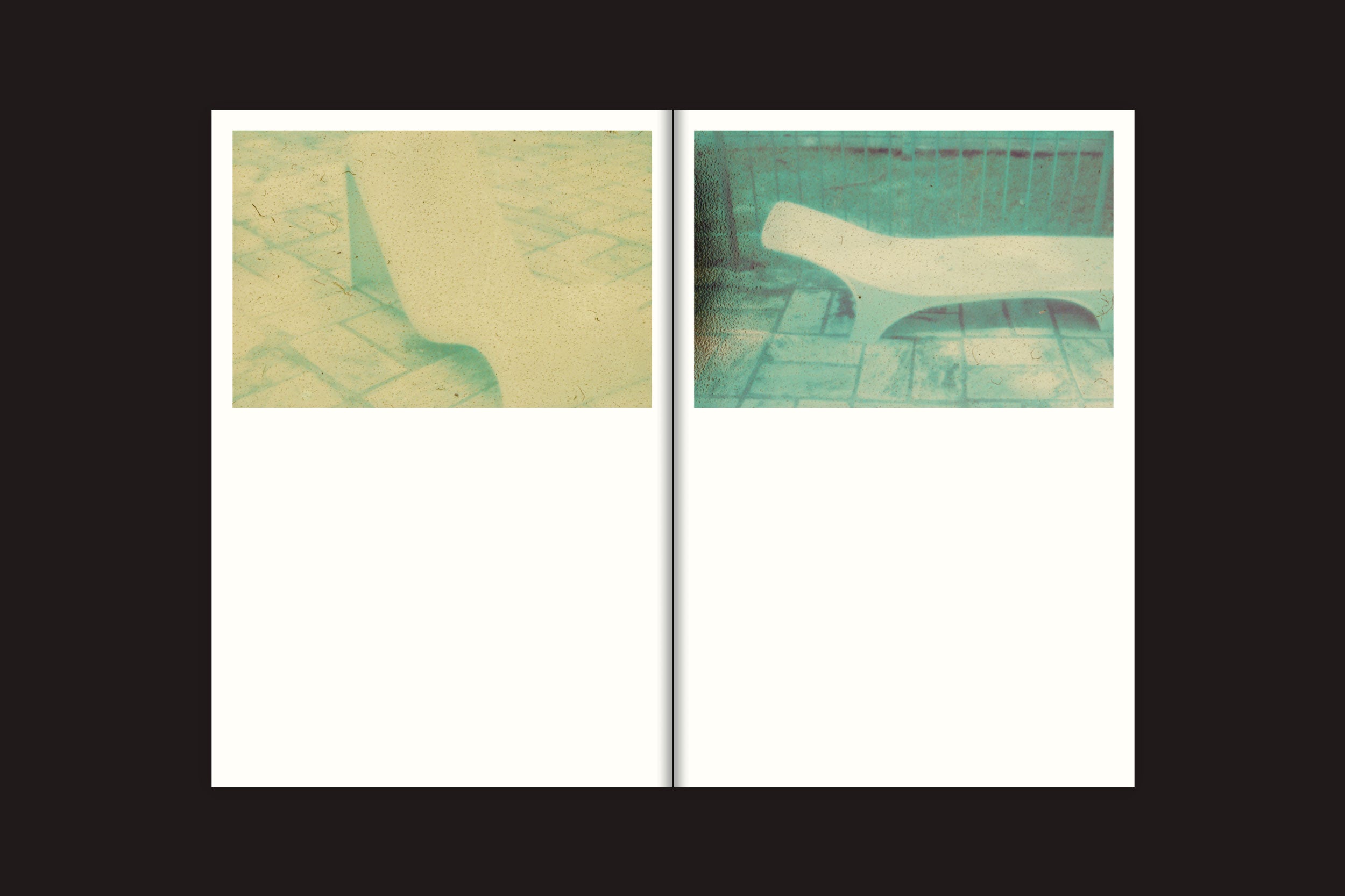 Um livro aberto, "Tiago Lima: Nado", de Selo Turvo, apresenta duas fotos vintage desbotadas de uma espreguiçadeira curva ao ar livre sobre azulejos, cada uma com um espaço em branco embaixo, ecoando o estilo de uma brochura ou livro português.