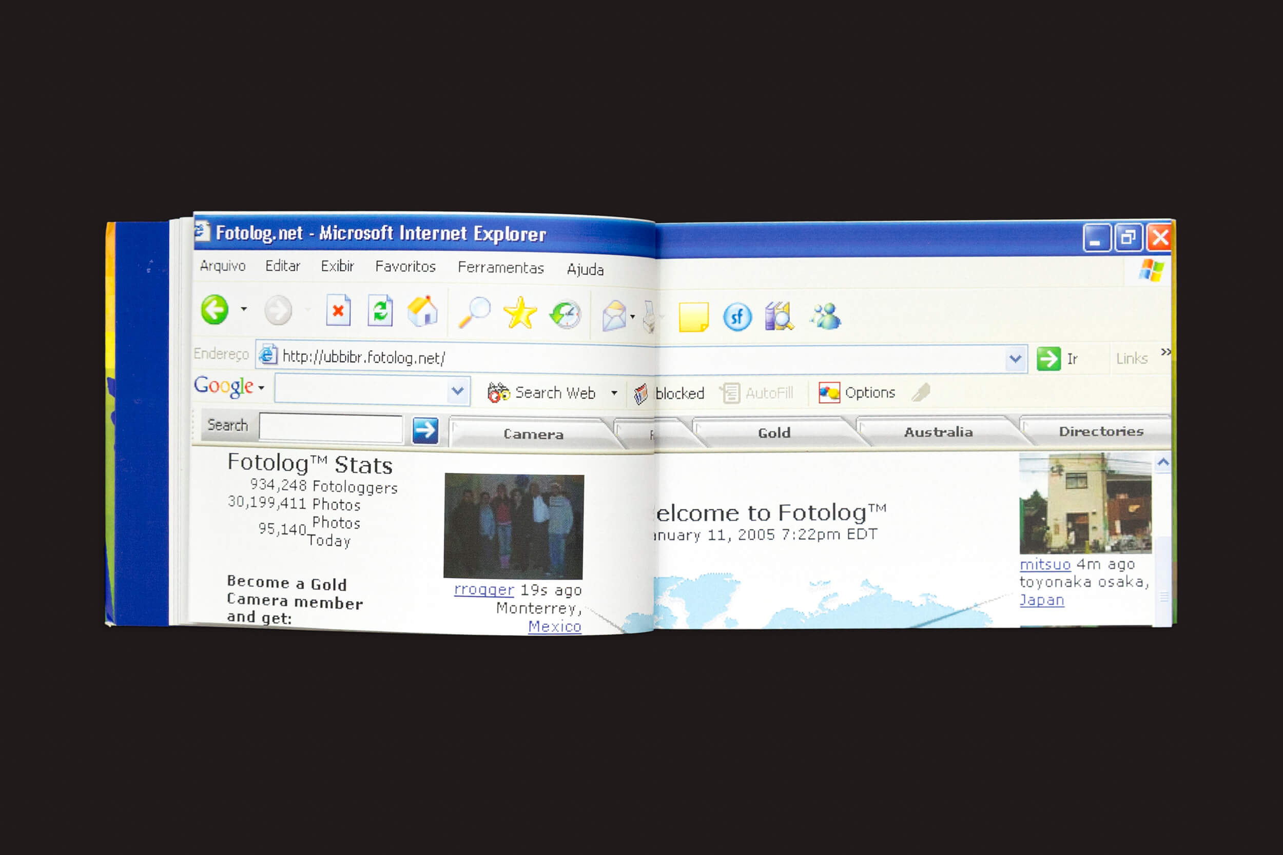 Amanda Devulsky: Ultrasuperfície da zero-Edições é um livro de artista único com páginas que lembram uma janela do Internet Explorer do início dos anos 2000. Ele captura nostalgicamente o Fotolog.net com estatísticas de usuários, uma barra de pesquisa e imagens como uma exploração artística da nossa superfície digital.