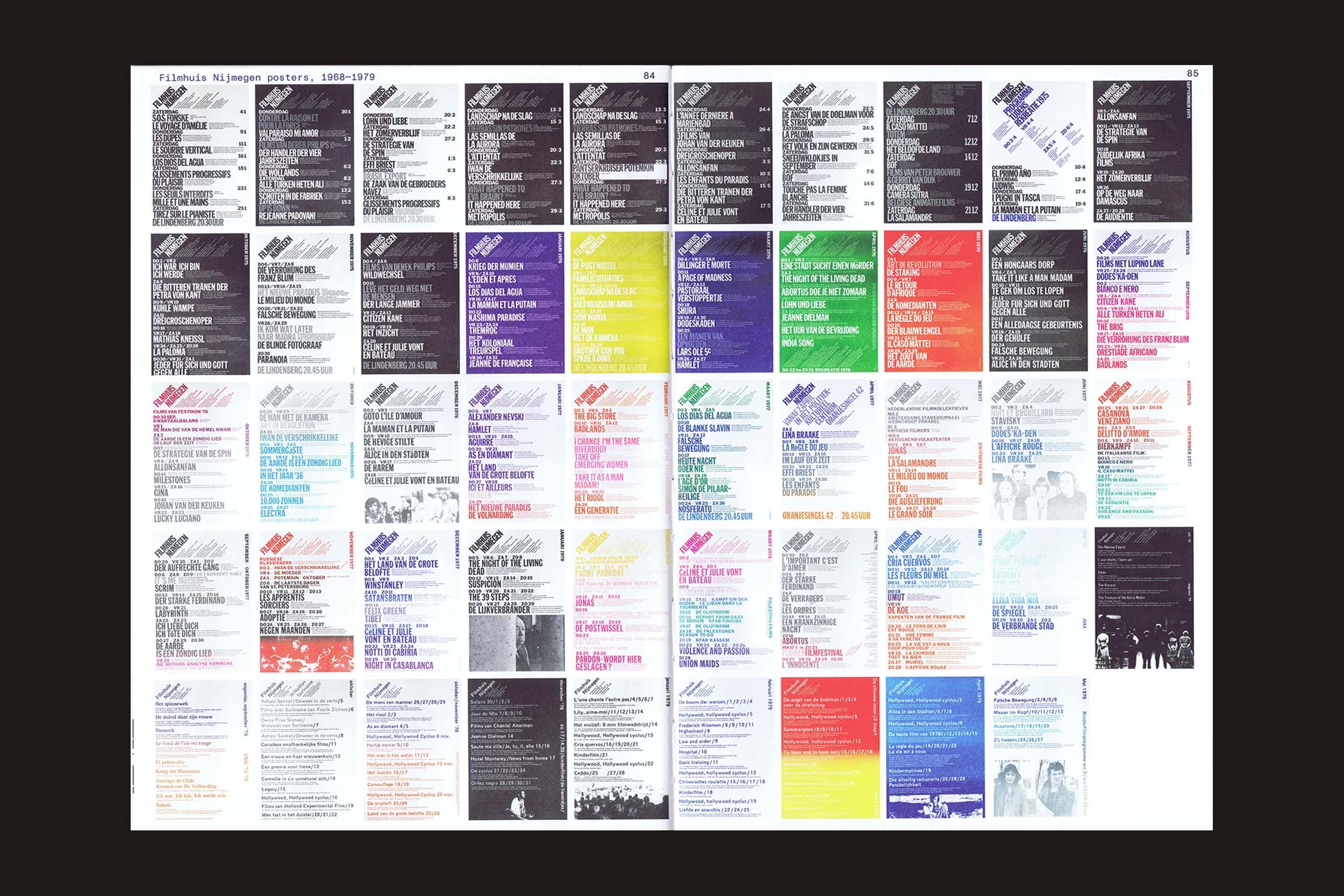 Uma grade de folhetos vibrantes, inspirada por Karel Martens e ecoando o estilo de um livro de artista, é exibida em um fundo escuro com tons ousados. Da Roma Publications, "Karel Martens: Unbound" apresenta texto e imagens impressionantes em preto, amarelo, vermelho, azul, roxo e branco.